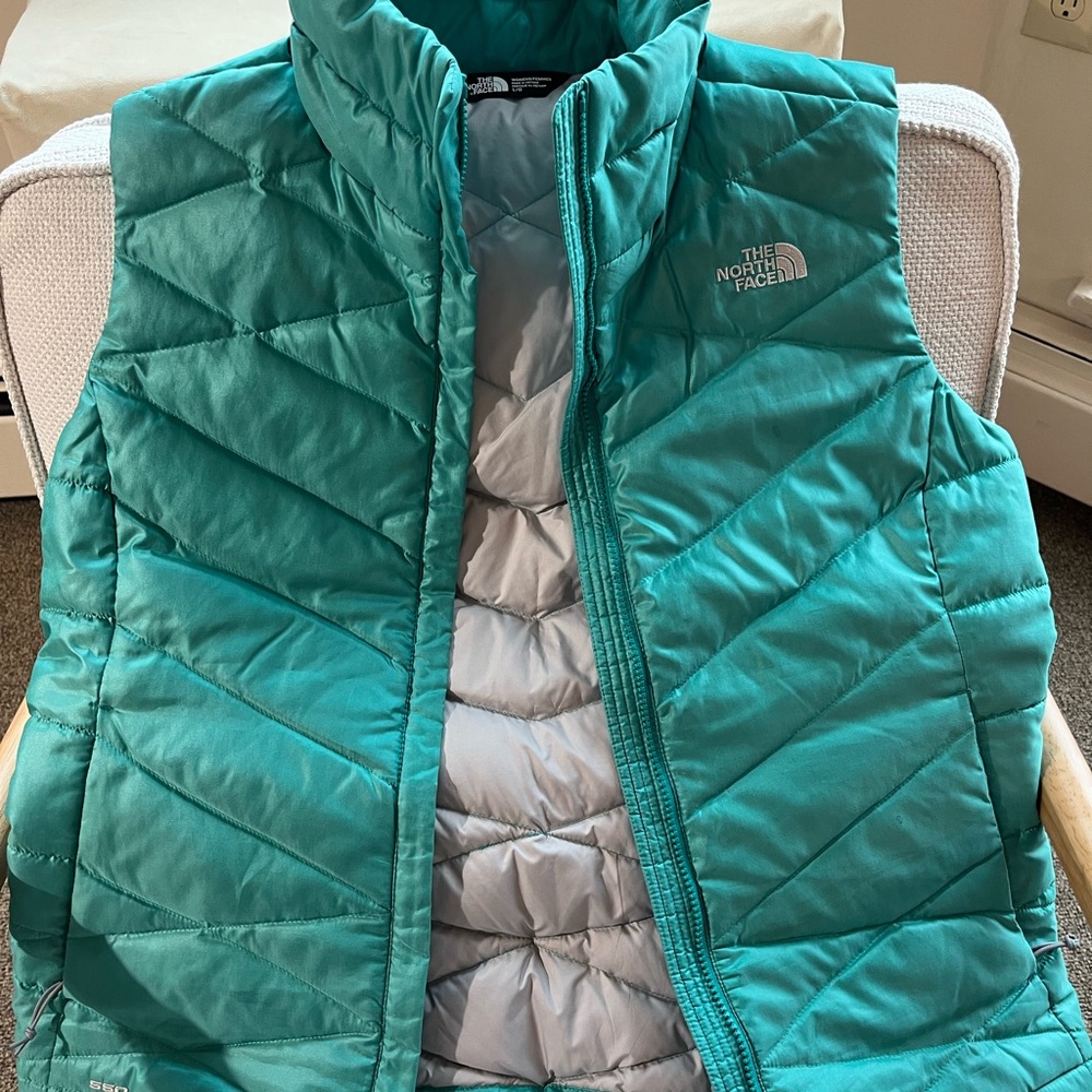 The North Face 550 down puffer vest size L